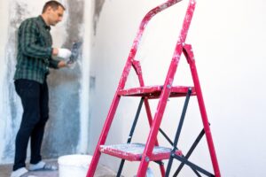 Drabina do domu – praktyczne rozwiązania dla każdego 2 Drabina do domu – praktyczne rozwiązania dla każdego